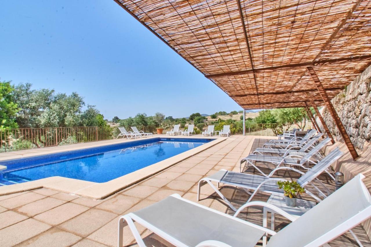 Riera Otel